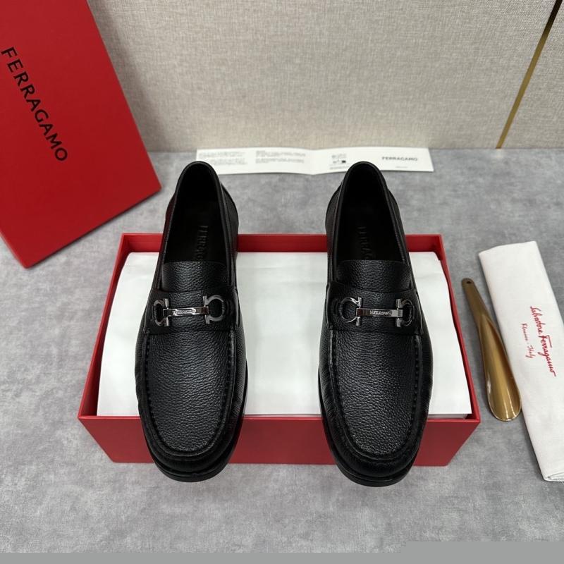 F**di leather shoes